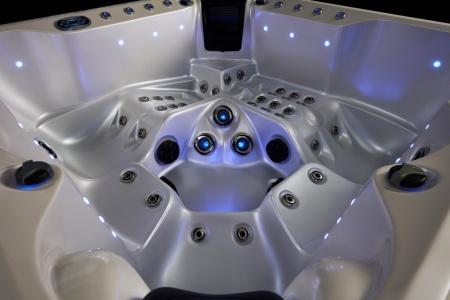 Гидромассажный СПА бассейн Joyee SPA London-L Гидромассажный СПА бассейн Joyee SPA London-L